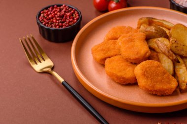 Çıtır tavuk nugget, tuzlu ve baharatlı et yemeği. Tavuk nugget, fast food, abur cubur.