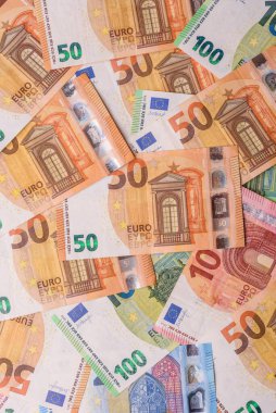 Kağıt para, euro banknotları, tasarruf için nakit, yatırımlar ve ticari işlemler. Tasarımınız için bir mali geçmiş olarak Euro kağıt para