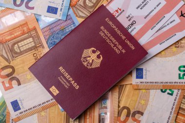 Alman pasaportu, Alman seyahat belgesi, sınır kapısı, iş amaçlı.