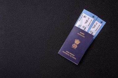 Hindistan pasaportu ve seyahat, uçma ve iş yapma biletleri. Hindistan belgesi, sınırı geçmek için kimlik