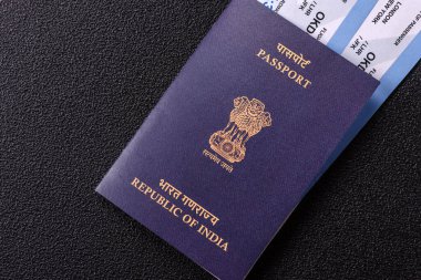Hindistan pasaportu ve seyahat, uçma ve iş yapma biletleri. Hindistan belgesi, sınırı geçmek için kimlik