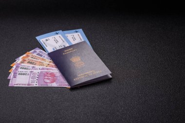 Hindistan pasaportu ve seyahat, uçma ve iş yapma biletleri. Hindistan belgesi, sınırı geçmek için kimlik