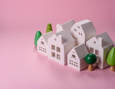 Ev, emlak almak ya da satmak, para ve kumbarayla konsept geçmişi. Emlak, emlak ve kira için arka plan