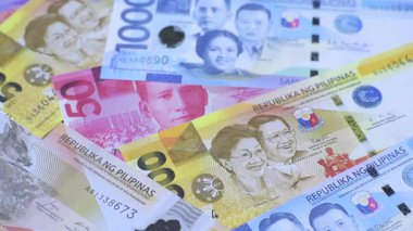 Seyahat etmek, uçmak ve iş yapmak için Filipinler pasaportu. Filipinler belgesi, sınırı geçmek için kimlik