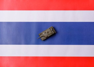 Para, Tayland parası savaş için para ve saldırıya karşı savunma için. Kavramsal bir zemin olarak savaş için baht