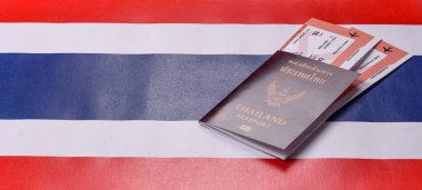 Seyahat, uçmak ve iş yapmak için Tayland pasaportu. Tayland belgesi, sınırı geçmek için kimlik