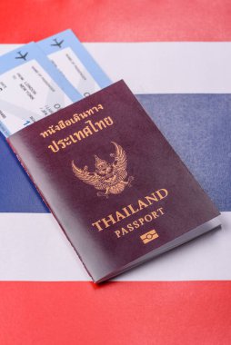 Seyahat, uçmak ve iş yapmak için Tayland pasaportu. Tayland belgesi, sınırı geçmek için kimlik