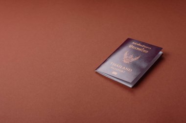 Seyahat, uçmak ve iş yapmak için Tayland pasaportu. Tayland belgesi, sınırı geçmek için kimlik