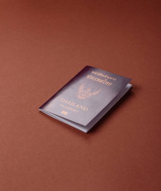 Seyahat, uçmak ve iş yapmak için Tayland pasaportu. Tayland belgesi, sınırı geçmek için kimlik