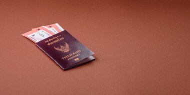 Seyahat, uçmak ve iş yapmak için Tayland pasaportu. Tayland belgesi, sınırı geçmek için kimlik