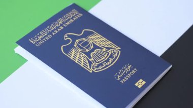 Seyahat etmek, uçmak ve iş yapmak için OAE pasaportu. Sınırı geçmek için Arapça belge