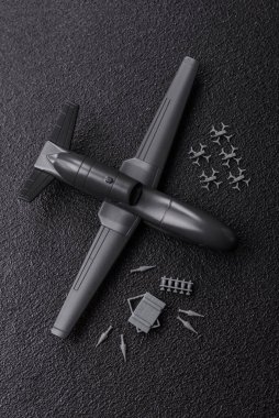 İnsansız casusluk teknolojisi ve düşmana saldıran insansız hava aracı. İHA 'lar, ülkenin işgalcilere karşı savunmasının temeli.