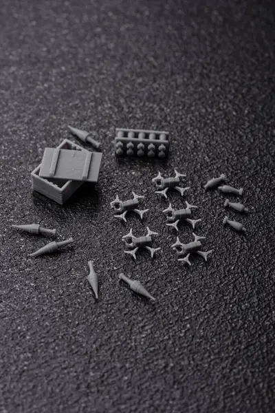 İnsansız casusluk teknolojisi ve düşmana saldıran insansız hava aracı. İHA 'lar, ülkenin işgalcilere karşı savunmasının temeli.