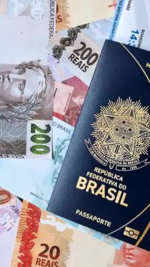 Seyahat, uçmak ve iş yapmak için Brezilya pasaportu. Brezilya belgesi, sınırı geçmek için kimlik