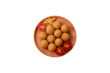 Peynirli toplar, kroket ya da patatesli arancini ya da pilav. Peynir topları, paket servis, fast food.