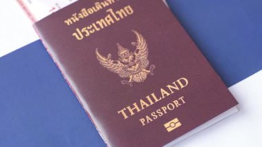 Seyahat, uçmak ve iş yapmak için Tayland pasaportu. Tayland belgesi, sınırı geçmek için kimlik