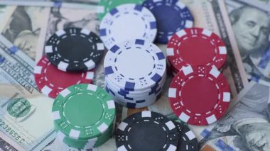 Kumarhane fişleri, bahisler, kumar, kazanma ya da kaybetme riski. Tasarımınız için arka plan olarak bahis çipleri