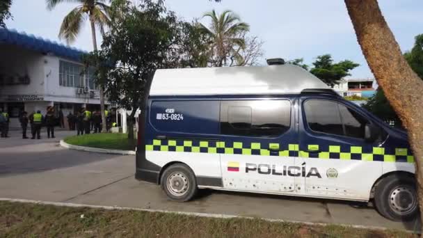 Colombia Medellin 2022 Security Police Check Control Police Truck One — Vídeo de Stock