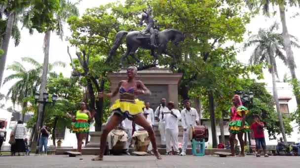 Kolombiya Cartagena Indias 2022 Geleneksel Kolombiya Kıyafetleriyle Dans Etmek Eski — Stok video