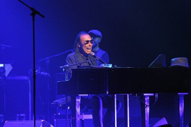 Milano - Francesco de Gregori e Antonello Venditti al teatro degli Arcimboldi Konçertosu