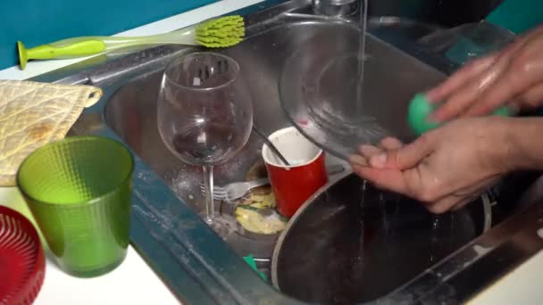 Mess Dirt House Kitchen Sink Dishes Utensils Have Been Dirty — Stock Video