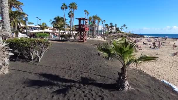 Spanien Lanzarote Vacker Utsikt Över Stranden Famara — Stockvideo