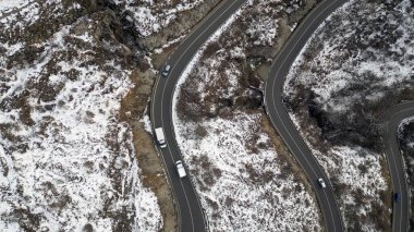 Zambla geçidi, Bergamo eyaletinin Orobie Alp öncesi Selvino şehrinde, Serina ve Parina vadilerini birbirine bağlayan bir dağ geçididir.