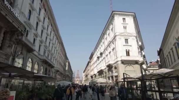 Avrupa Talya Milan 2023 Turistler Şehir Merkezindeki Kalabalık Cordusio Dante — Stok video