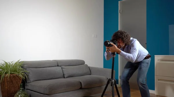 Fotógrafo Bienes Raíces Tomando Fotos Videos Casa Apartamento Sala Estar — Foto de Stock