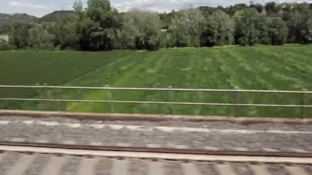 Vue Paysage Campagne Depuis Fenêtre Train Italie Paysage Flanc Colline — Video