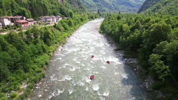 Rafting River Dinghies Immersed Rapids Stream Nature Canyon Val Sesia — Stock Video