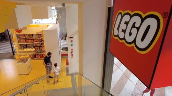 Europa Italia Milán 2023 Ladrillos Lego Tienda Por Menor Centro — Foto de Stock