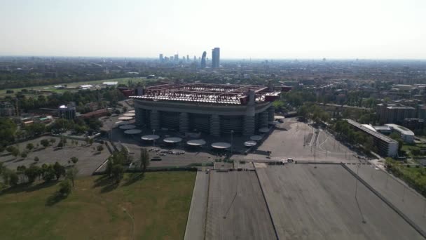 意大利 米兰从空中俯瞰足球场San Siro Giuseppe Meazza Ac米兰和国际足联的主场 — 图库视频影像