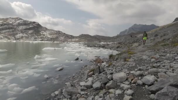 Europa Italia Sondrio Lombardía Alpe Gera Glaciar Fellaria Presa Mountain — Vídeo de stock