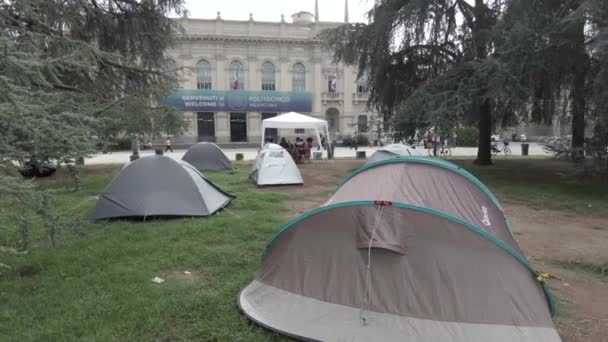Ιταλία Milan Ιταλοί Φοιτητές Διαμαρτύρονται Για Την Υψηλή Στέγαση Και — Αρχείο Βίντεο
