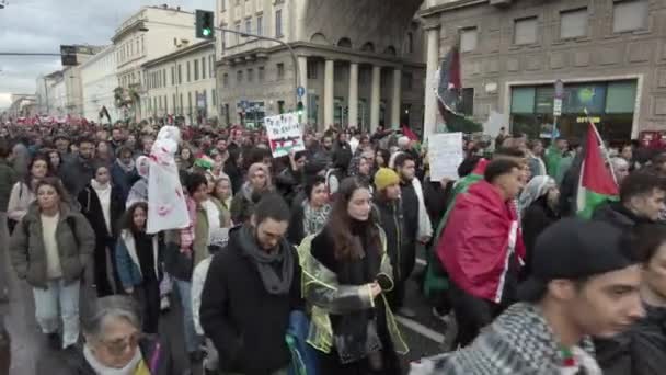 Europe Italy Milan Demonstration Support Palestine Start War Hamas Israel — Stock Video