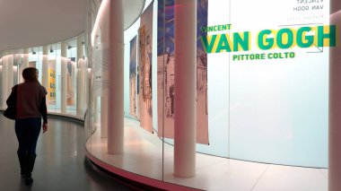 Avrupa, İtalya, Milan 11-24-2023 - Van Gogh Sanat Sergisi Mudec Müzesinde