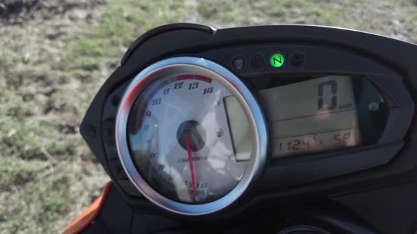Motorcycle Fuel Guage Road — Stock Video