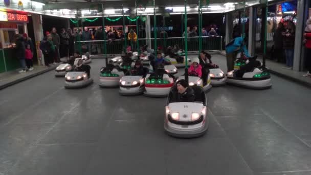Europa Włochy Milan 2023 Christmas Park Playground Fun Rides Porta — Wideo stockowe
