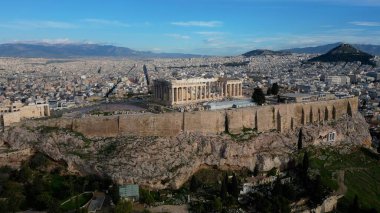 Yunanistan 'da Akropolis, Atina' da Parthenon, Antik Yunanistan 'da insansız hava aracı manzarası - Atene' deki Unesco Heritage dünyası