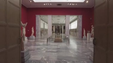 Yunanistan, Atina 05.27.2024 Atina Ulusal Arkeoloji Müzesi Yunan tarihinin en önemli müzelerinden biri.