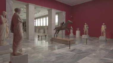 Yunanistan, Atina 05.27.2024 Atina Ulusal Arkeoloji Müzesi Yunan tarihinin en önemli müzelerinden biri.