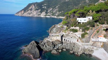 İtalya 'nın kuzeybatısındaki Liguria bölgesinin güzel manzarası.