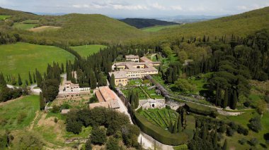 Güzel eski villa, Toskana kırsalı, İtalya  