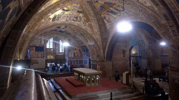 EUROPE, ITALY ASSISI 06.13.2025 Saint Francis San Francesco Bazilikası, Umbria.