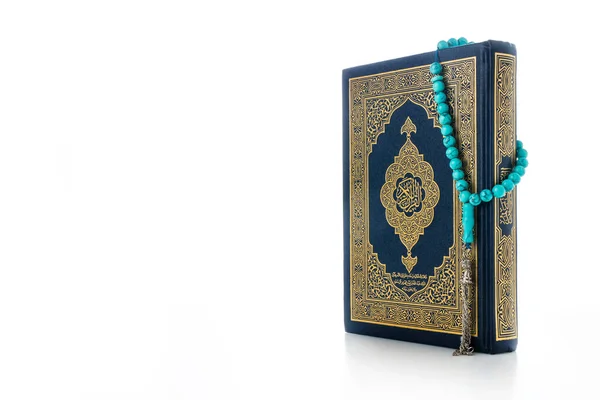 Islámský Koncept Svatý Korán Psanou Arabskou Kaligrafií Význam Koránu Růženec — Stock fotografie