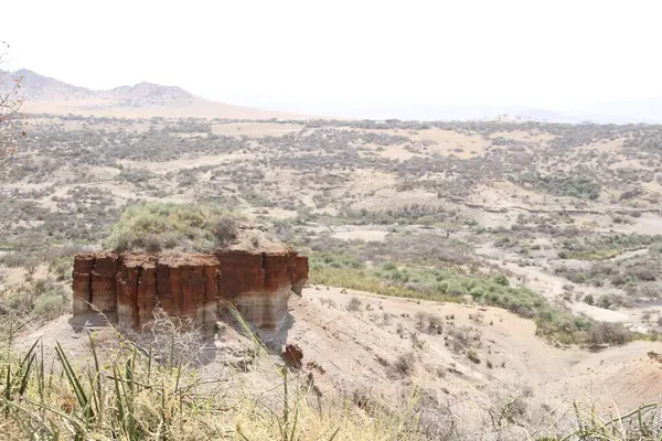 Geniş, engebeli ve geçmişiyle zengindir. Bu dramatik vadi, kızıl toprağı ve sonsuz gökyüzünün altında ilk insan yaşamının sırlarını barındırır..