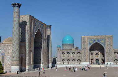 UZBEKİSTAN 'DA SAMARKAND' DA İslam Sanatı ve Mimarlığı