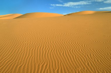 ALGERYA 'DA DJANET Oasis' in yakınındaki SAHARA DESERT 'DE Kum Bataklıkları