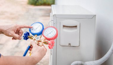 Air conditioning check service leak detection add refrigerant